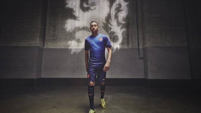 开云体育中国官网-国际比赛中的禁区战术被分析师作为研究案例，禁区进攻犯规