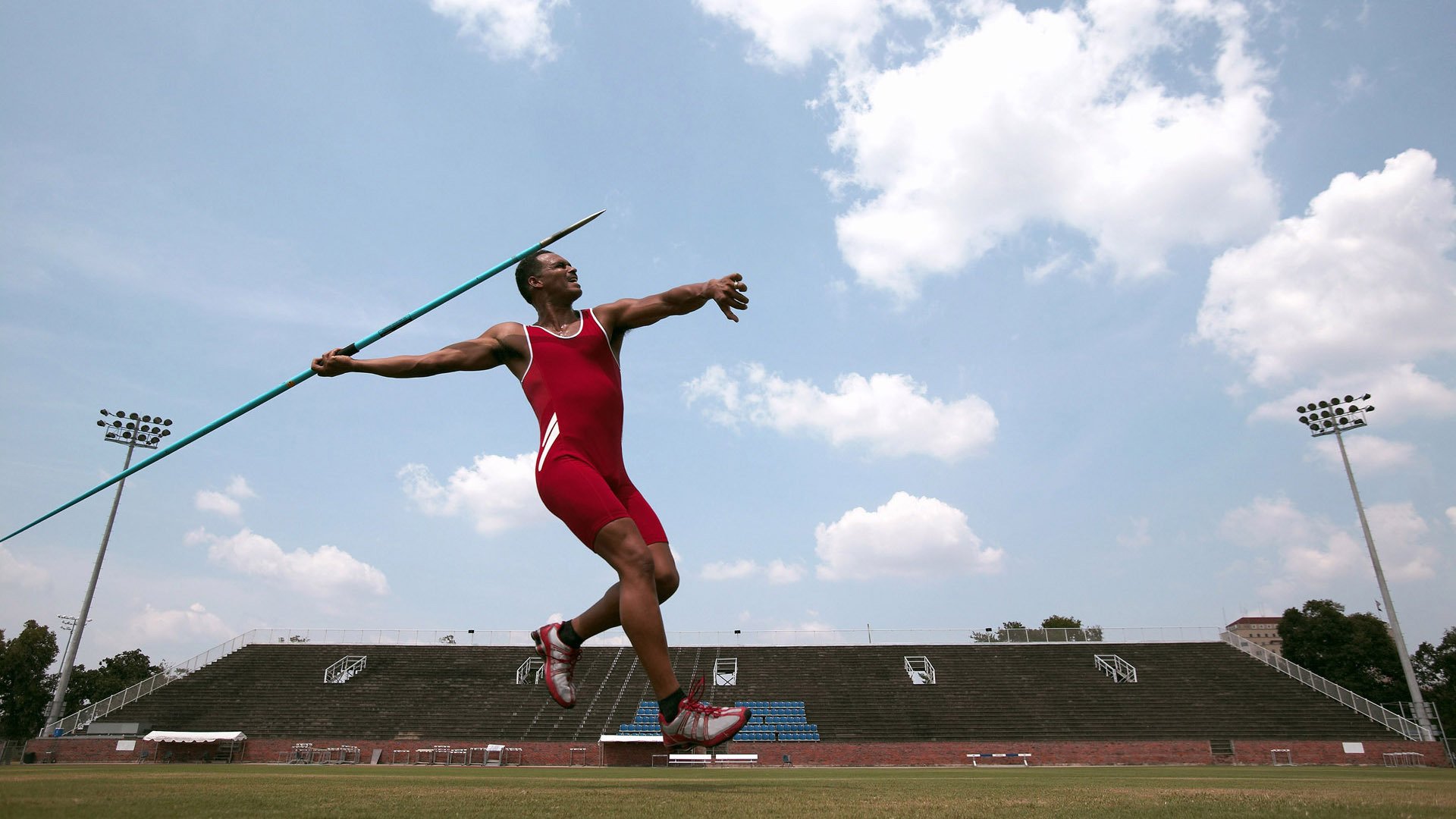 安保与观众体验成本届赛事焦点,主办单位回应改进措施,安保服务